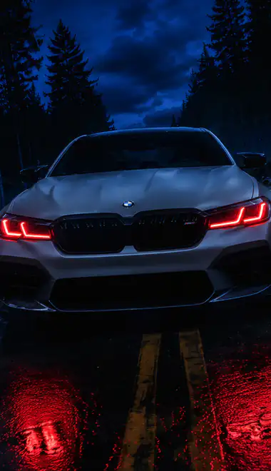 Wallpapers for iPhone 17 Pro/17/16 Pro (1206x2622): BMW M5, BMW 5, road, asphalt