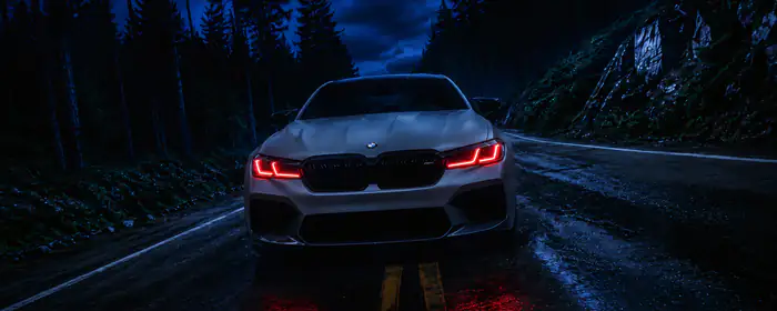 UltraWide 21:9 обои (2560x1080): BMW M5, BMW 5, дорога, асфальт