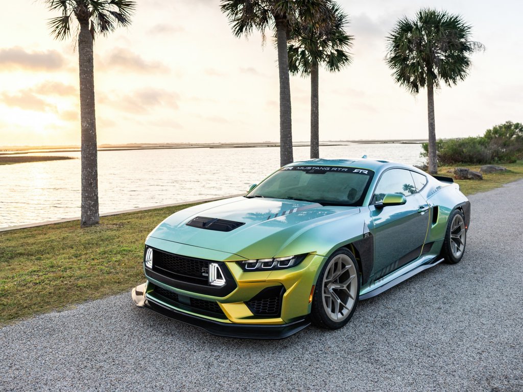 Ford Mustang RTR Spec 5 у океана - XVGA обои в разрешении 1024x768