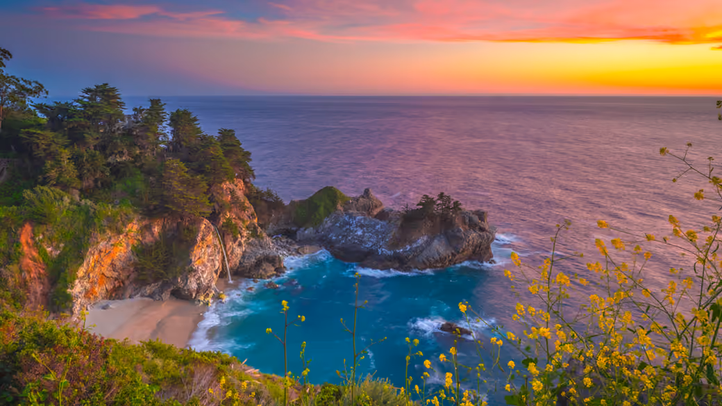 Waterfall over the gulf in California - Wallpapers for Xiaomi Redmi 10C/C40/C51, Samsung Galaxy A12/A02s/A03/M12 in 720x1600 resolution