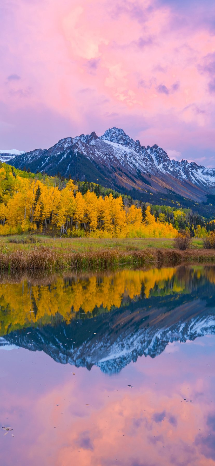 Colorado Mountain Lake at Sunset - Wallpapers for iPhone 11/XR in 828x1792 resolution