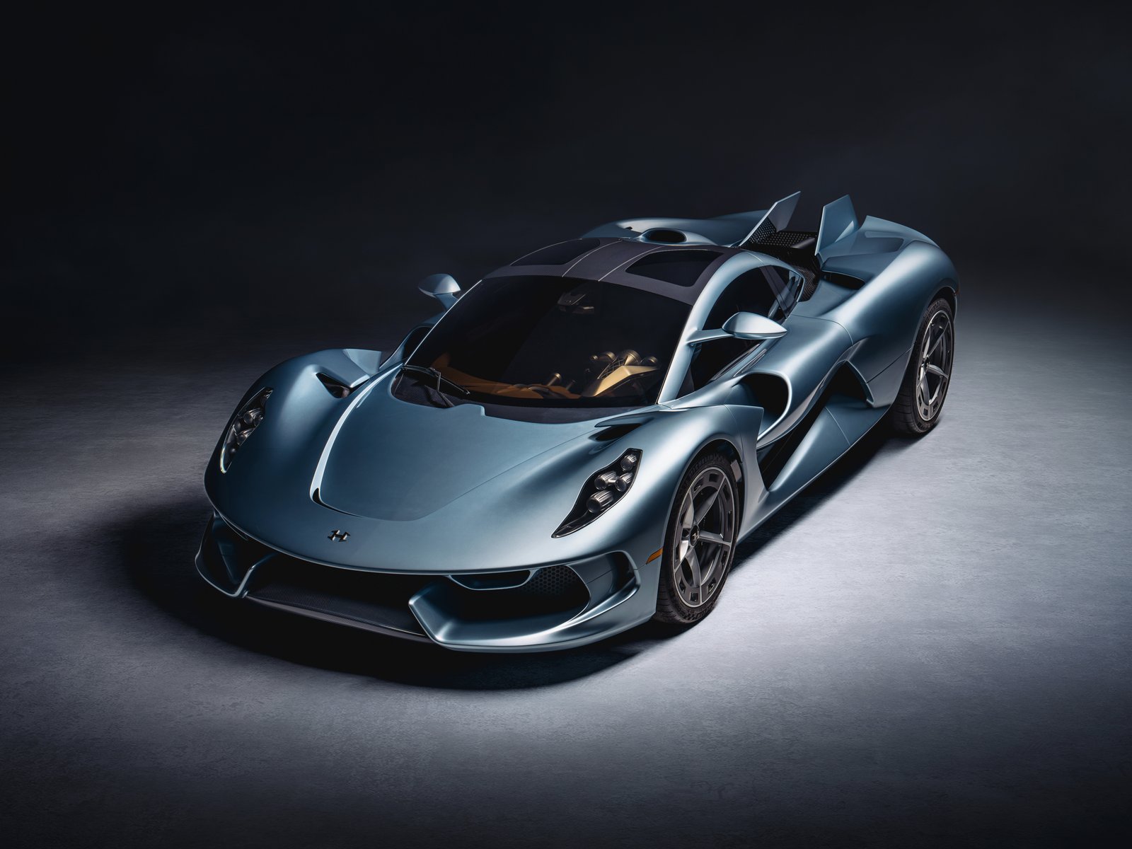 Futuristic Hennessy Blackbird - UXGA wallpapers in 1600x1200 resolution