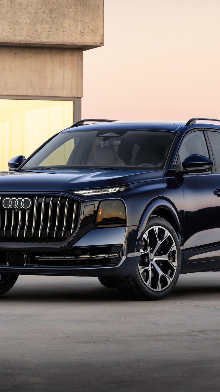 Luxury Audi Q9 at sunset villa - Wallpapers for iPhone 6/6S/7/8/SE2/SE3 in 750x1334 resolution