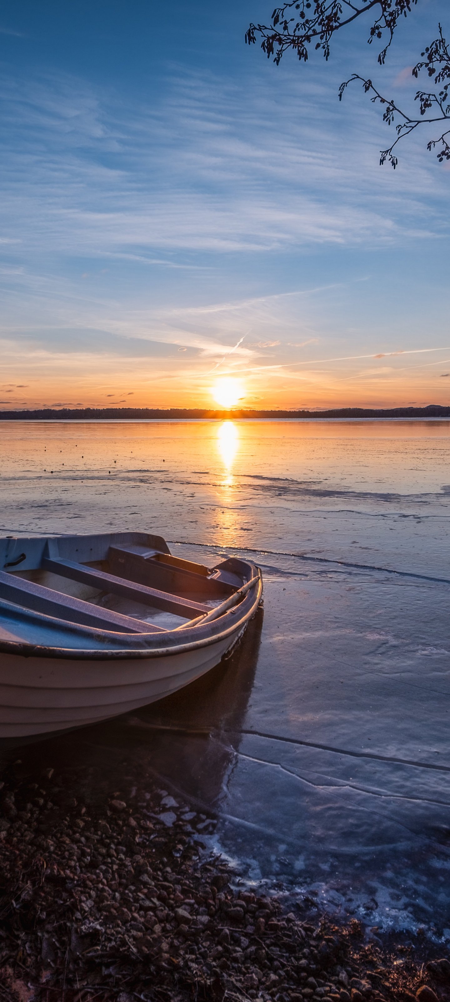 Boat by a Forest Lake at Sunset - Wallpapers for Xiaomi 13 Ultra/14 Ultra/15 Ultra/17 Pro Max, Samsung Galaxy S20/S20 Ultra/S21 Ultra in 1440x3200 resolution
