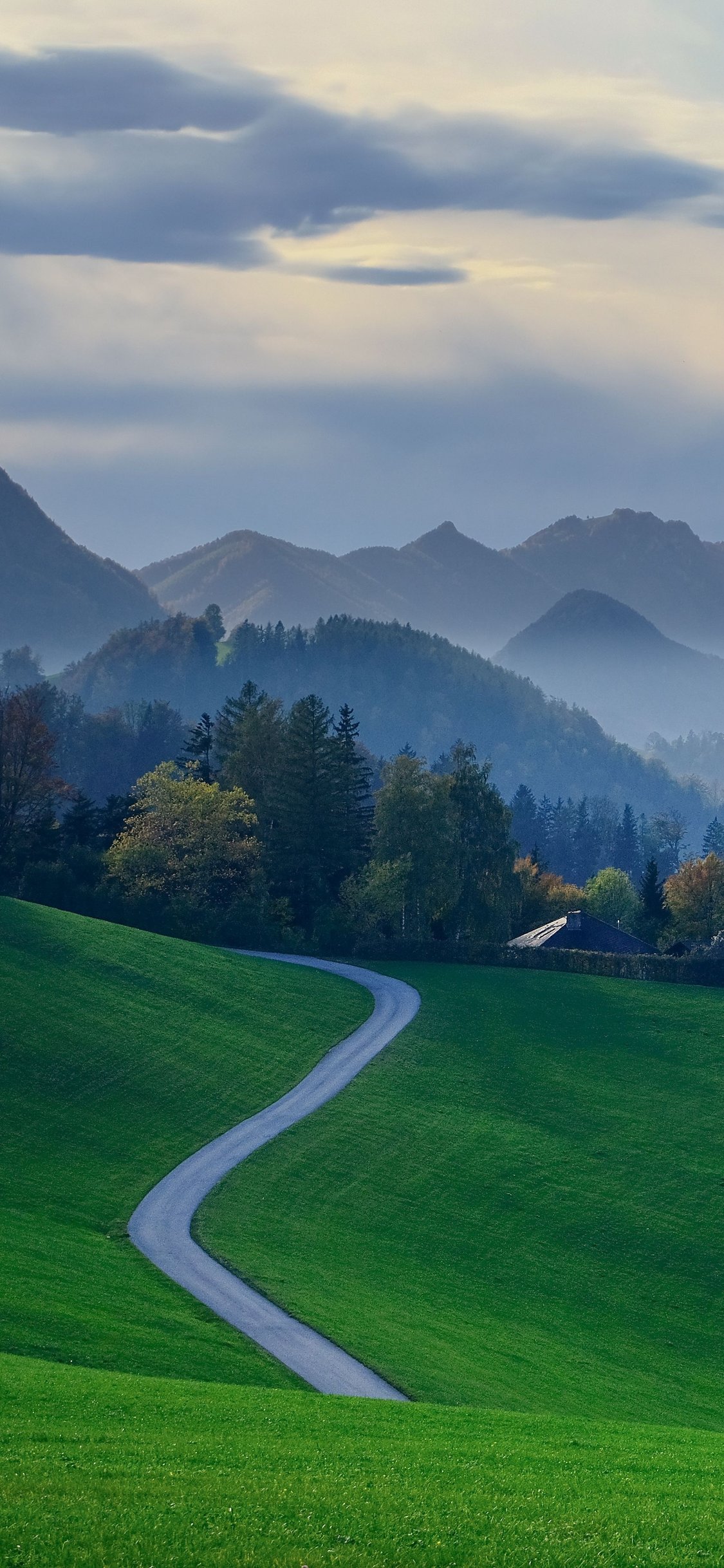 Flat green field and hills - Wallpapers for iPhone X/XS/11 Pro in 1125x2436 resolution