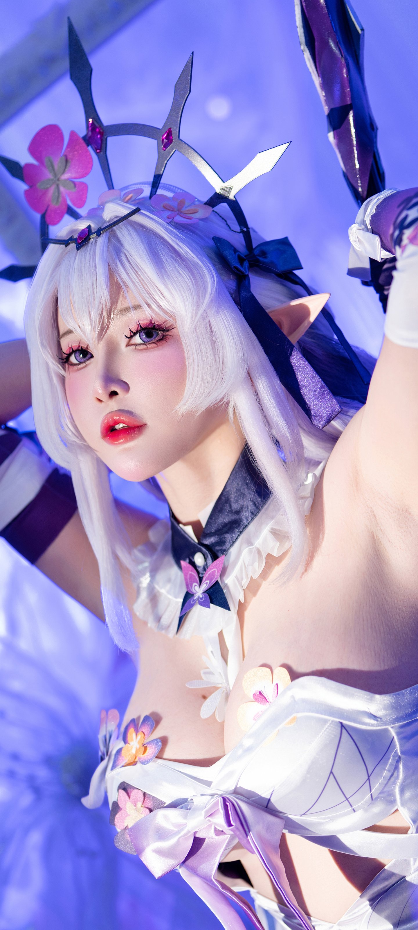 Tiny Asa Castorice Cosplay Portrait - Wallpapers for Xiaomi 13 Ultra/14 Ultra/15 Ultra/17 Pro Max, Samsung Galaxy S20/S20 Ultra/S21 Ultra in 1440x3200 resolution