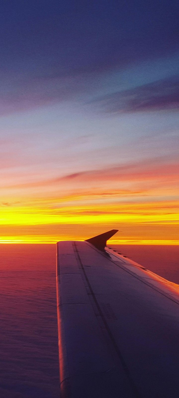 Colorful Sunset from an Airplane - Wallpapers for Xiaomi Redmi 10C/C40/C51, Samsung Galaxy A12/A02s/A03/M12 in 720x1600 resolution