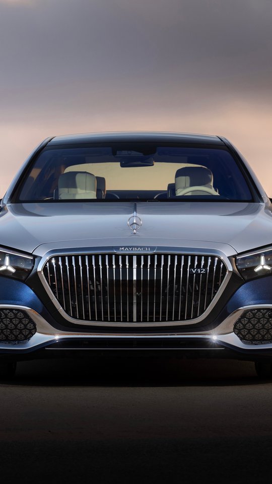 Роскошный Mercedes-Benz Maybach S 680 - Обои для Samsung, HTC, Sony в разрешении 540x960