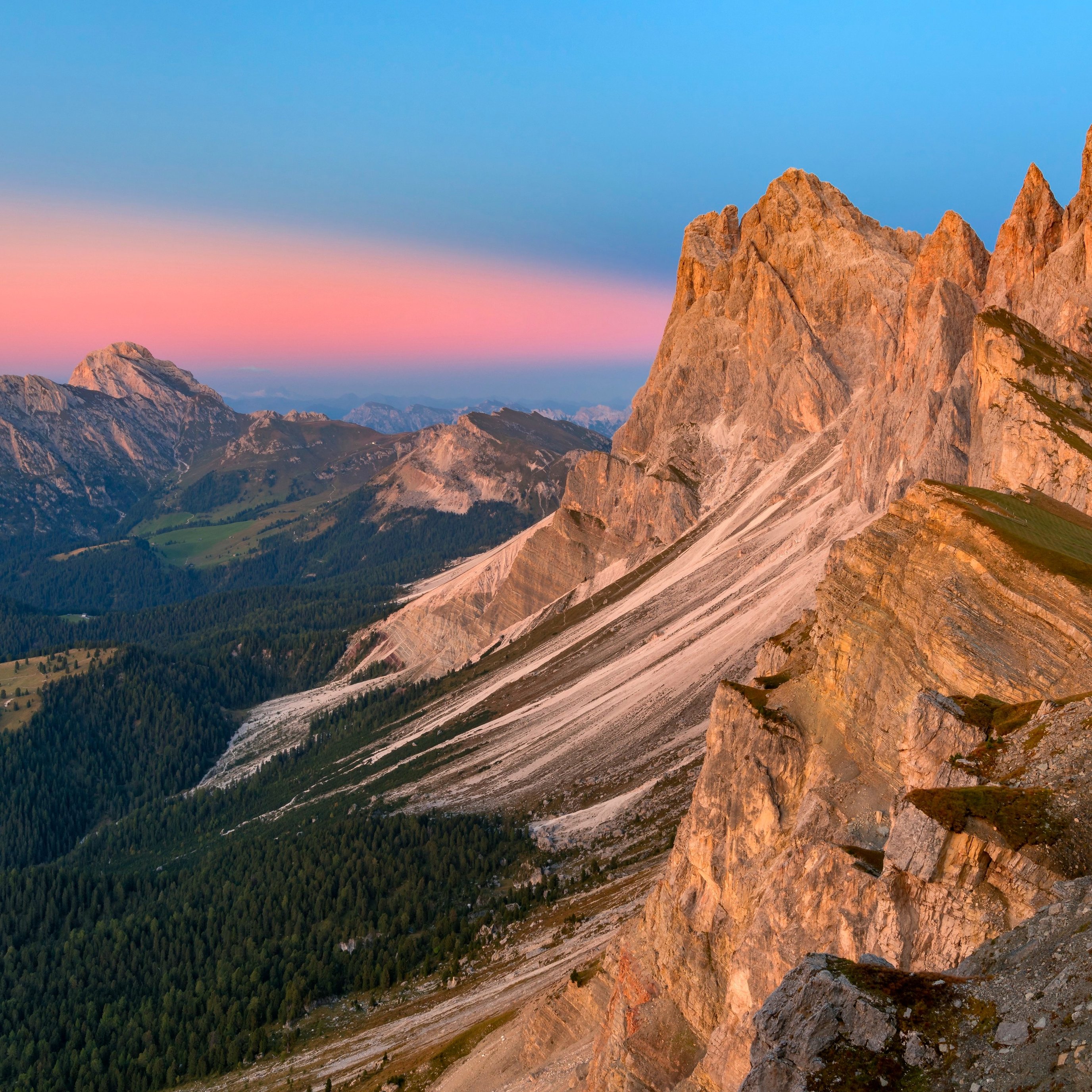 Dolomites Alps Valley at Sunset - Wallpapers for iPad Pro 13″ in 2752x2752 resolution