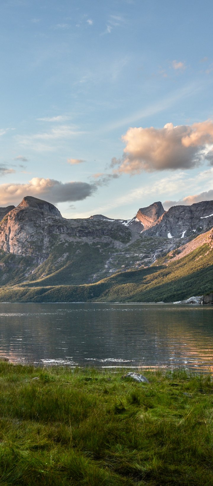Norway Mountains Over the Lake - Wallpapers for Xiaomi Redmi 14C, POCO C71/C75/M7, Infinix Note 8 in 720x1640 resolution