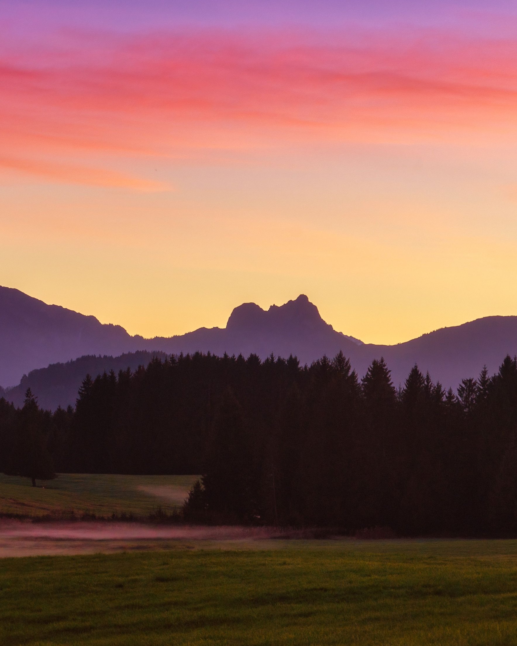 Mountain Forest Valley at Sunset - Wallpapers for Samsung Galaxy Z Fold 2/3 in 1768x2208 resolution
