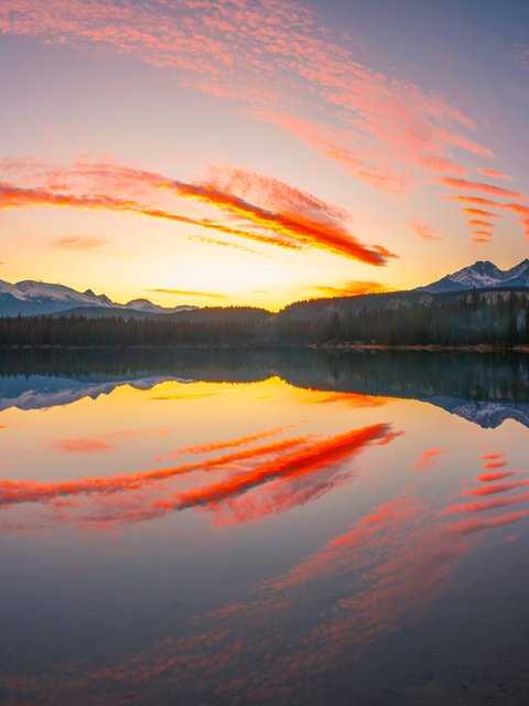 Alberta Mountain Lake at Sunset - Wallpapers for HTC/BlackBerry in 480x640 resolution