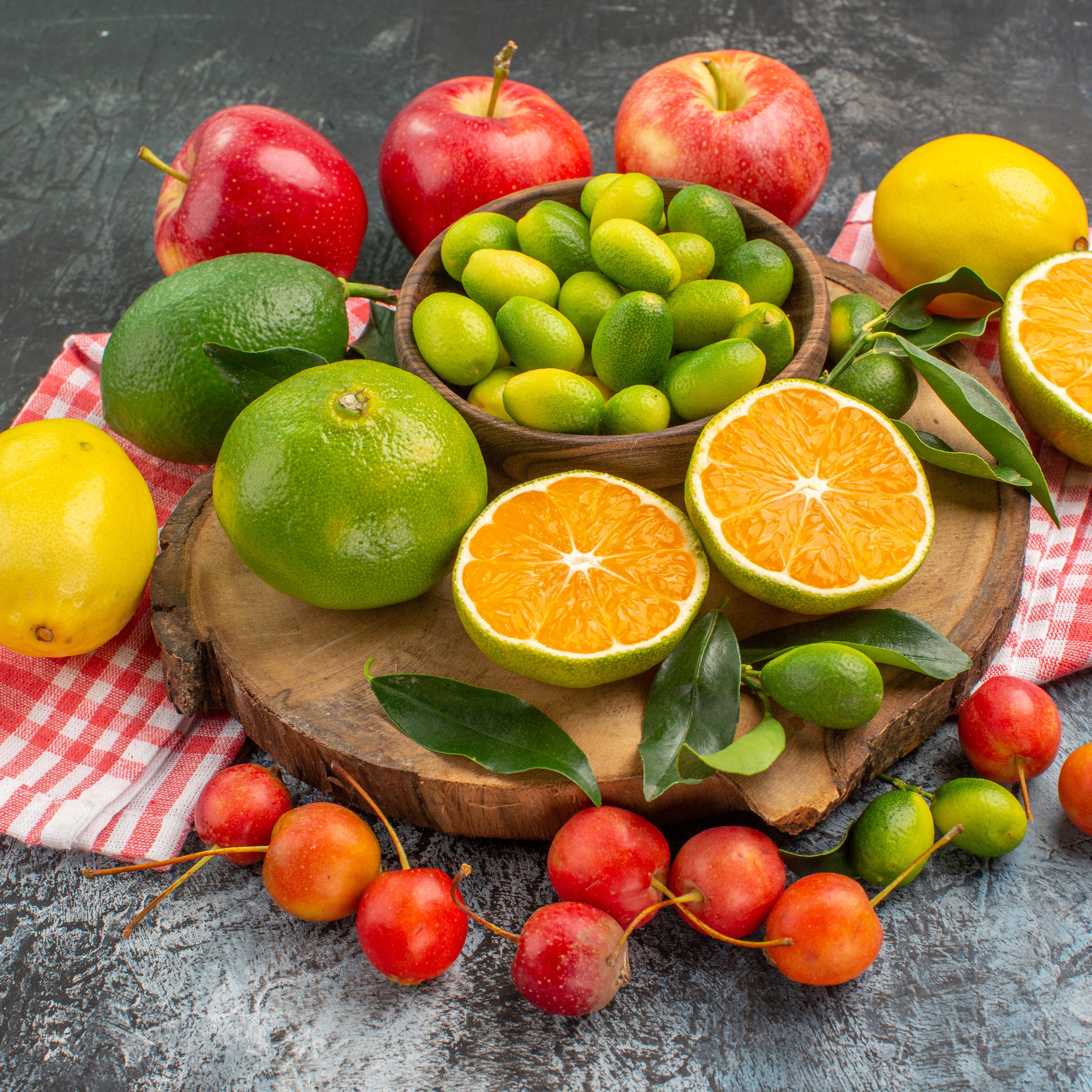 Apple and Citrus Fruit Arrangement - Wallpapers for Samsung Galaxy Tab S9+ in 2800x2800 resolution