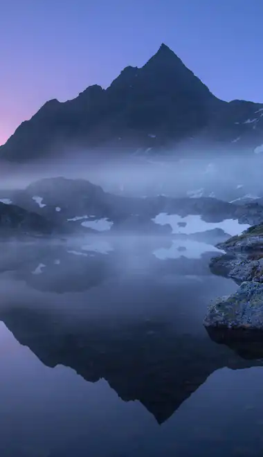 Wallpapers for HTC/BlackBerry (480x640): mountains, lake, fog, snow