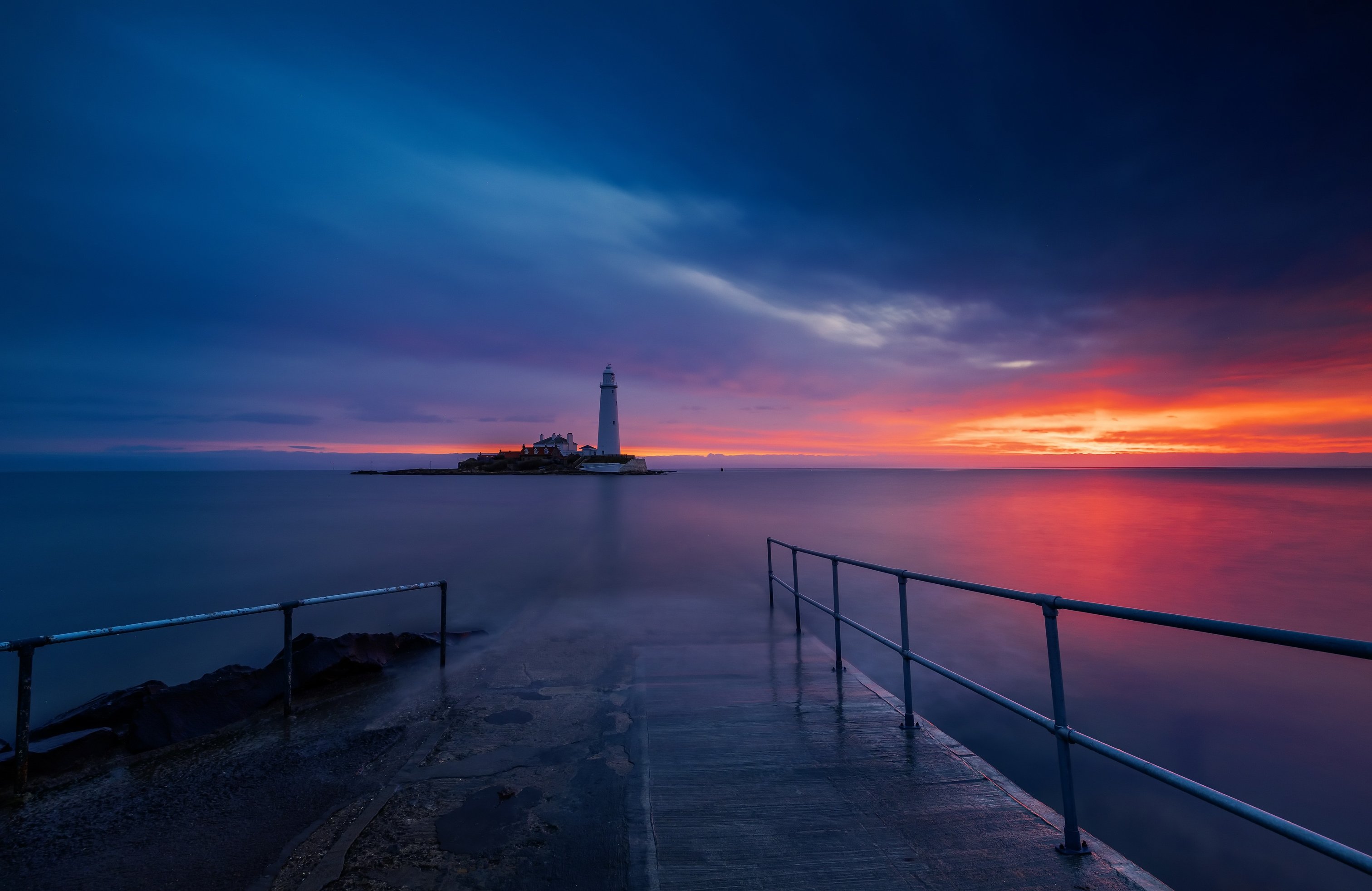 Lighthouse Over the Sunset Sea - Wallpapers for Apple MacBook 14.2″ in 3024x1964 resolution