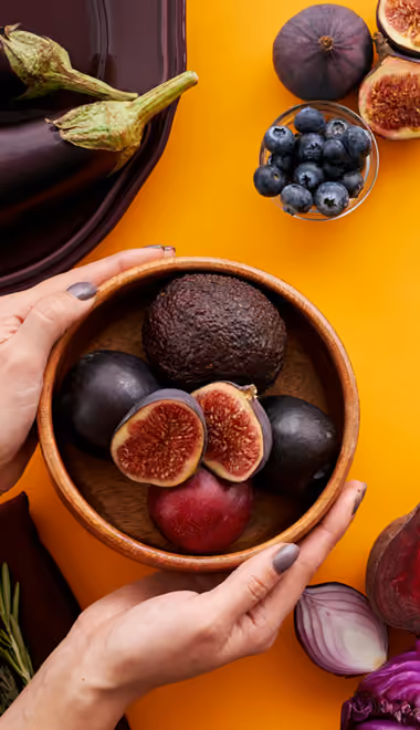 Avocado Wallpapers for iPhone 6/6S/7/8/SE2/SE3 (750x1334): vegetarianism, healthy food, vegetables, fruit