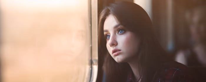 UltraWide 21:9 Journey wallpapers (2560x1080): girl, train, window, reflection