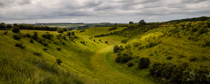 UltraWide 21:9 Terrain wallpapers (2560x1080): valley, hills, field, clouds