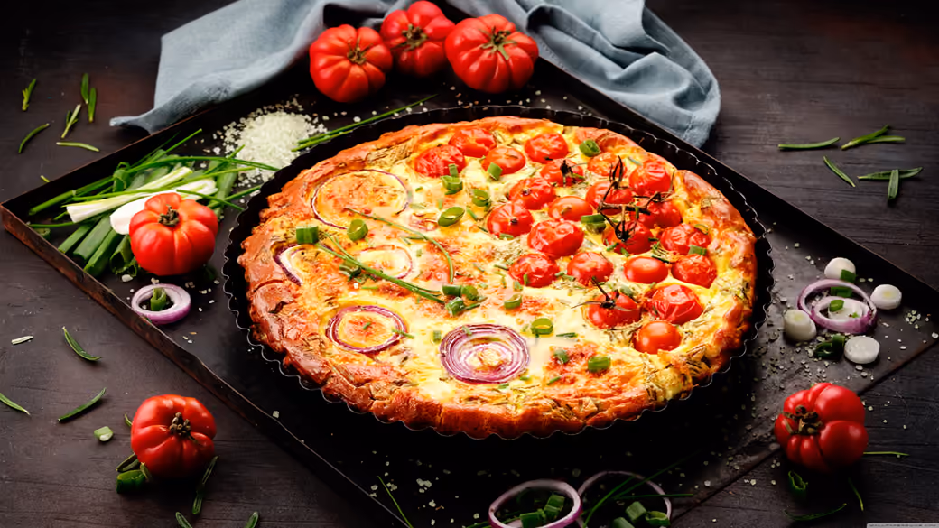 Italian vegetable pizza - XVGA wallpapers in 1024x768 resolution