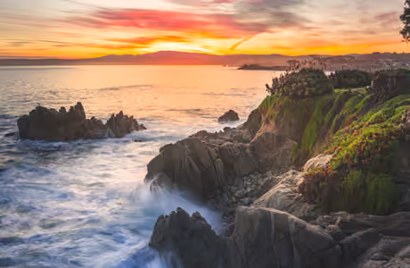 Horizon Wallpapers for iPad 10.2″ (2160x2160): California, sunset, ocean, rock