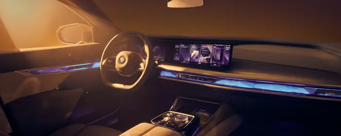 Обои машины: BMW i7, приборная панель, экран, электромобиль