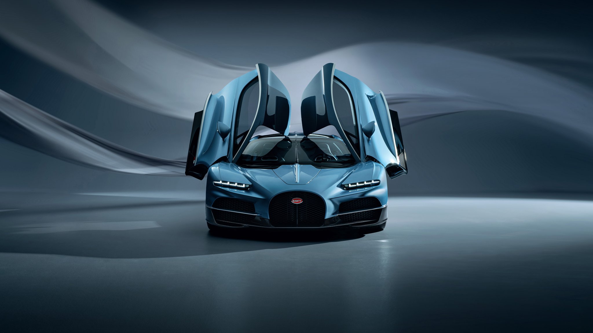Bugatti Tourbillon с открытыми дверями - QWXGA обои в разрешении 2048x1152